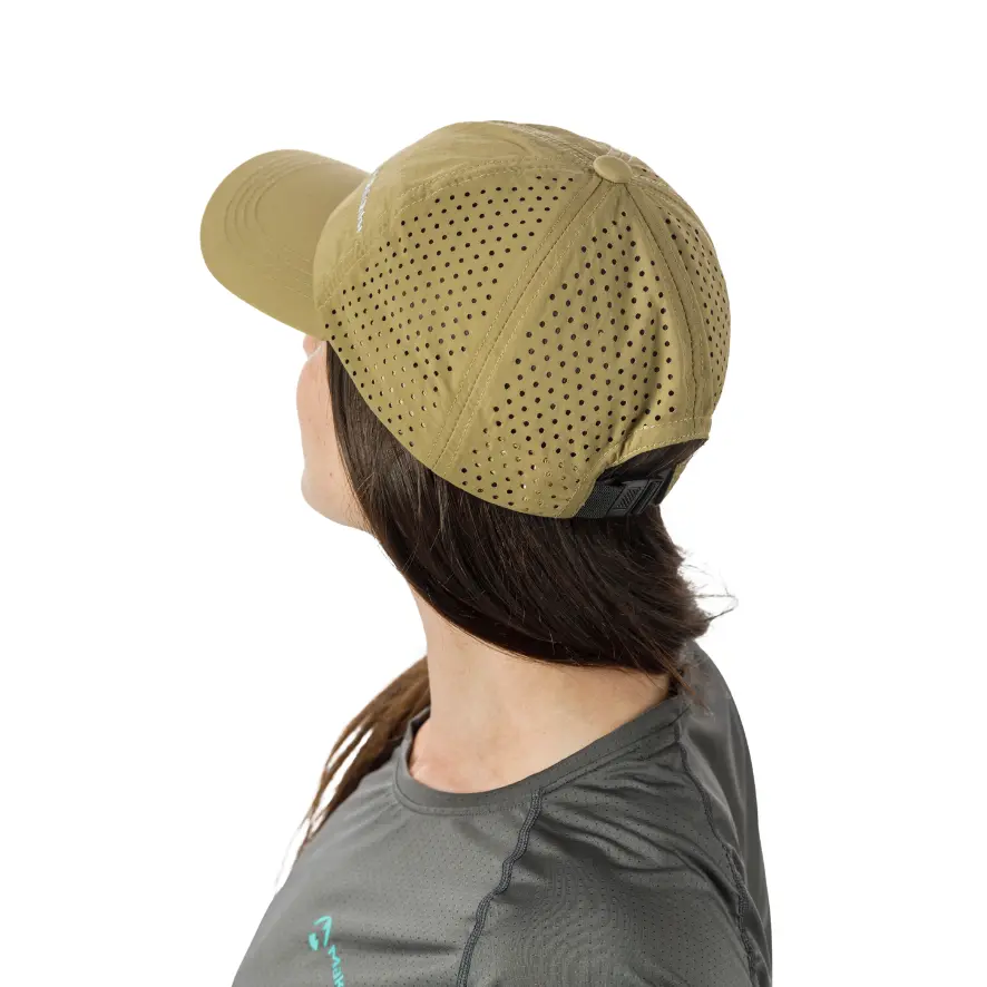 Gorra verde 3.webp