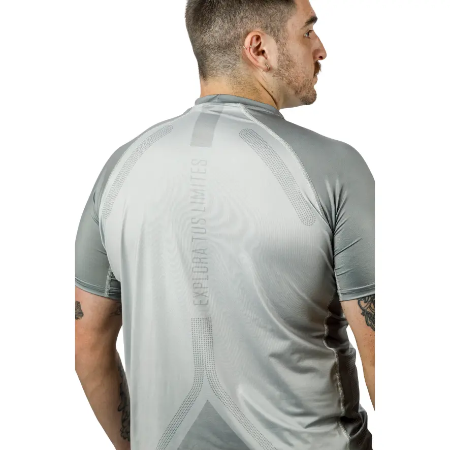 Remera Trail nueva gris men (3).webp